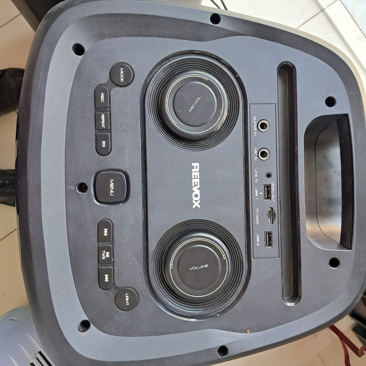اسپیکر تکی برند ریووکس (REEVOX) مدل 1080 و ۱۰۷۰